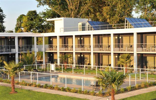 Hotel Eden Park Pau Est, Avec Piscine מראה חיצוני תמונה