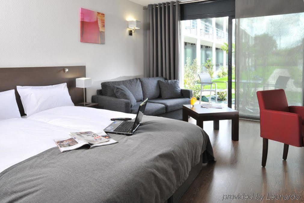 Hotel Eden Park Pau Est, Avec Piscine מראה חיצוני תמונה