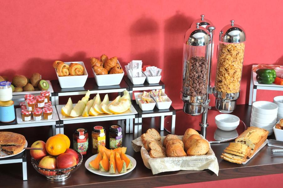 Hotel Eden Park Pau Est, Avec Piscine מראה חיצוני תמונה